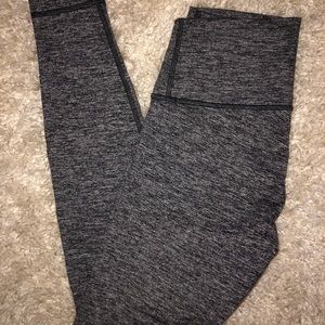 Gray Wunder Under Lululemon Leggings!